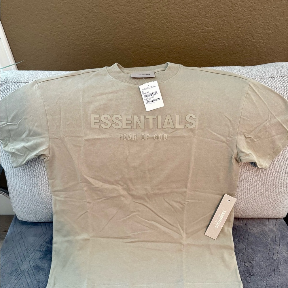 FEAR OF GOD ESSENTIALS // KIDS CREW T SHIRT sz 12 XL NEW/TAGS! Collectors.